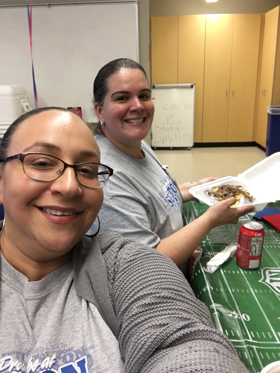 brodserrano's tweet image. Teacher appreciation week was awesome!!! #suttonrocks @SuttonES_HISD @educatorsimpact @HISDMultiPrgms @TeamHISD @ptrujill1 @TeamHISD
