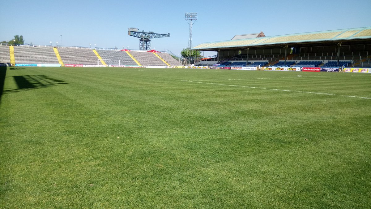 Game on.... Pitch looking good, thanks to <a href="/mf6791_mark/">Mark Farrell</a>. Feel free to pop down to watch and be amazed..... All in aid of <a href="/ArdgowanHospice/">Ardgowan Hospice</a>