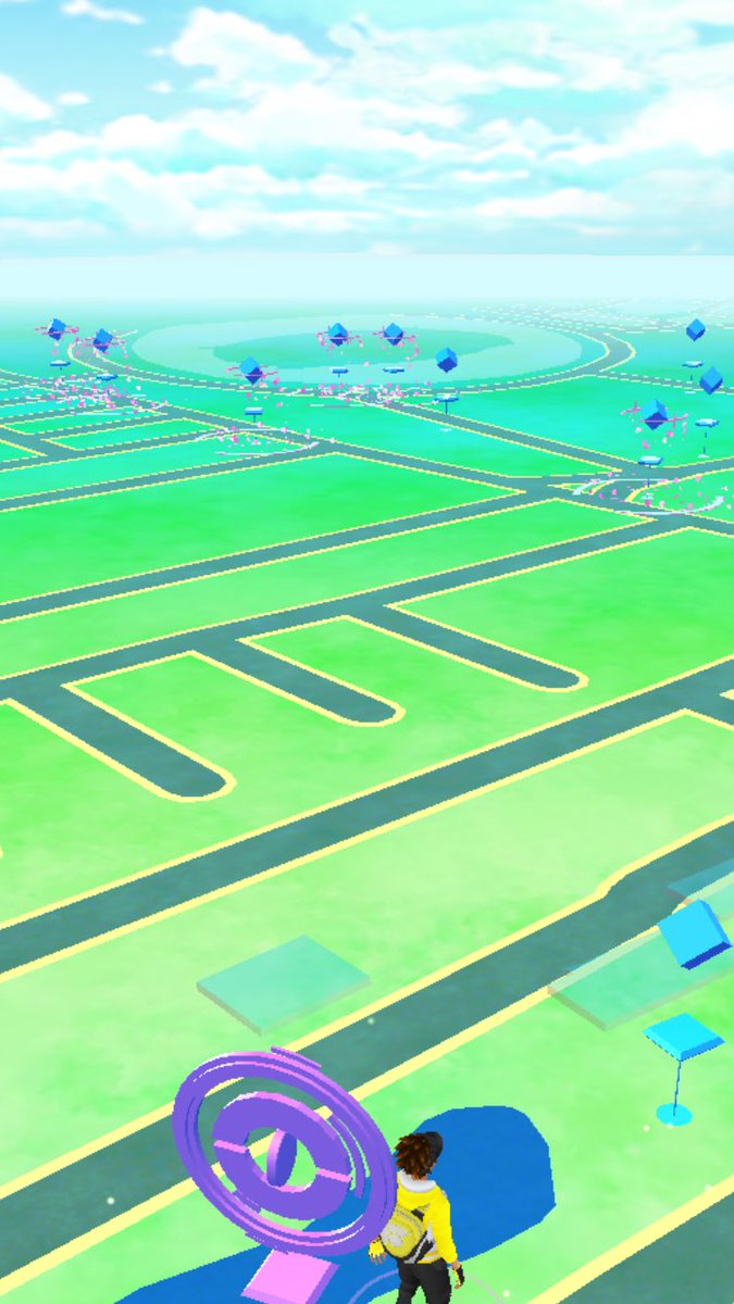 BLMoate's tweet photo. PSA: Pokémon Go is alive and well here in Asia. https://t.co/qNM9Q6Wfjw