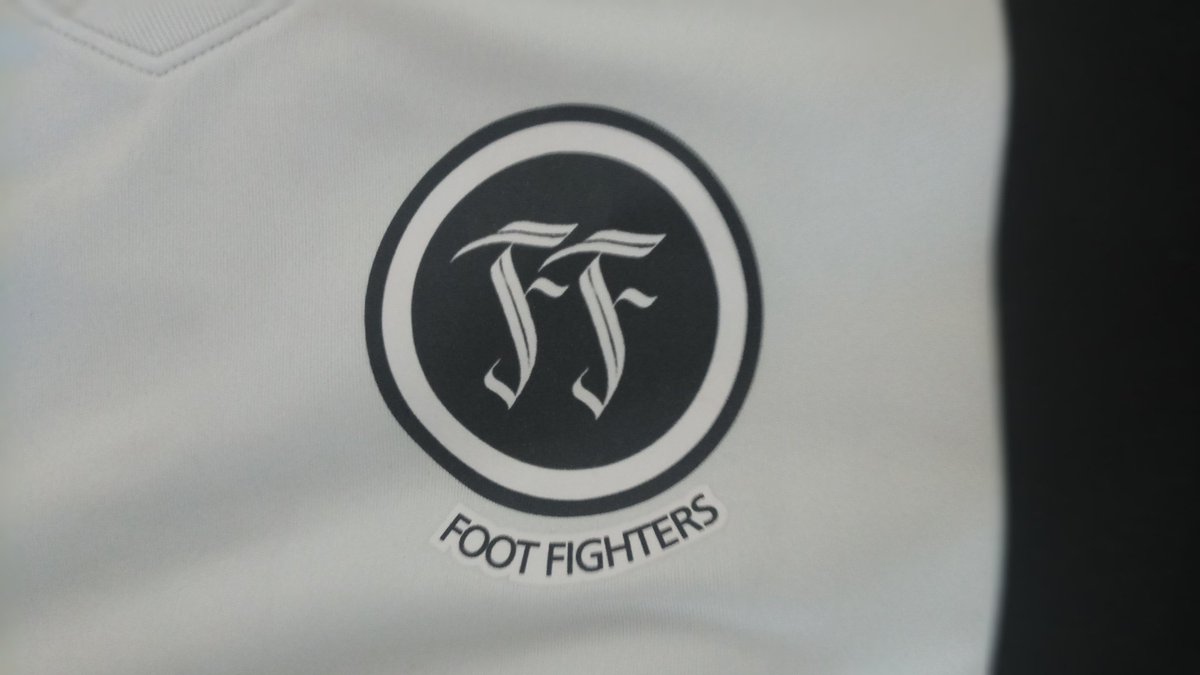 FootFighters's tweet photo. Hoy empezamos la copa. Muchas bajas pero ilusiones renovadas. 19:30 vs La Gran Berta.  #TodosAlGanapa #SentimientoFootFightero #SinMister https://t.co/QVDThJ4zqS