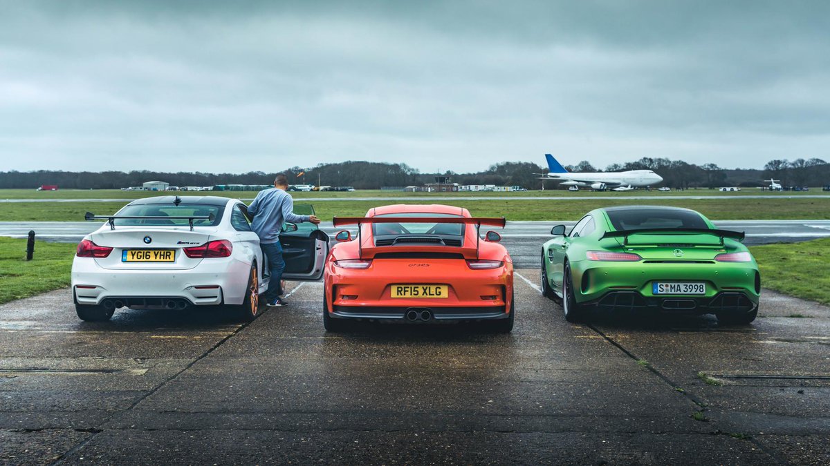 BBC_TopGear's tweet image. Watch: Chris Harris Drives: Merc-AMG GT R vs 911 GT3 RS vs BMW M4 GTS &amp;gt;&amp;gt; tpgr.me/8OHh30bv8tt