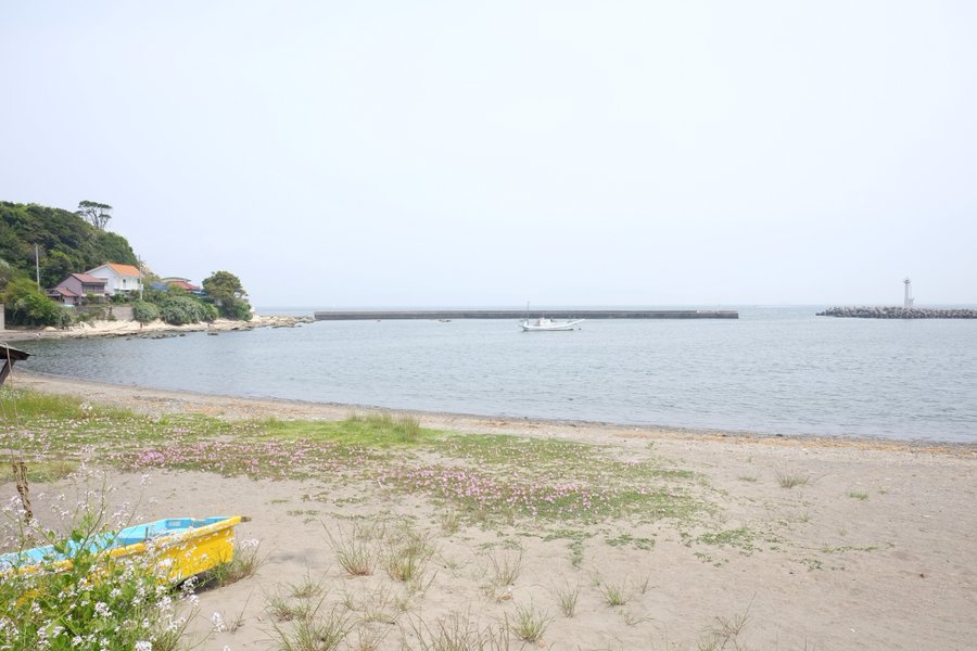 春の海終日 ひねもす のたりのたりかな 俳句の季語 季節 や意味 表現技法 作者など徹底解説 俳句の教科書 俳句の作り方 有名俳句の解説サイト