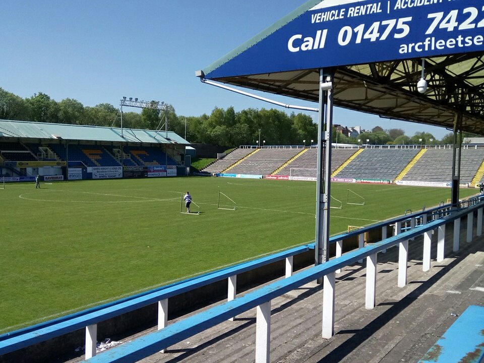 Preparations under way
Sun is out
Pitch looking good
Only £5 entry with all proceeds going to Ardgowan hospice ⚽⚽