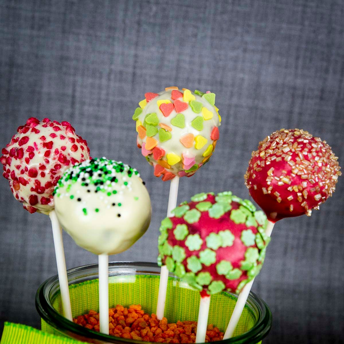 MarcMachtsDIY's tweet photo. Inspiration für Muttertag? Wie wäre es mit CakePops? https://t.co/z5YyZ80mNt
#BackenmitBirkmann #MuttertagmitBirkmann #muttertag #birkmann https://t.co/zAF4PQwlBg