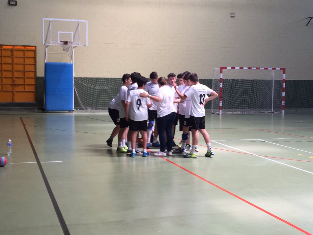 Mañana de #Balonmano en Trujillo.