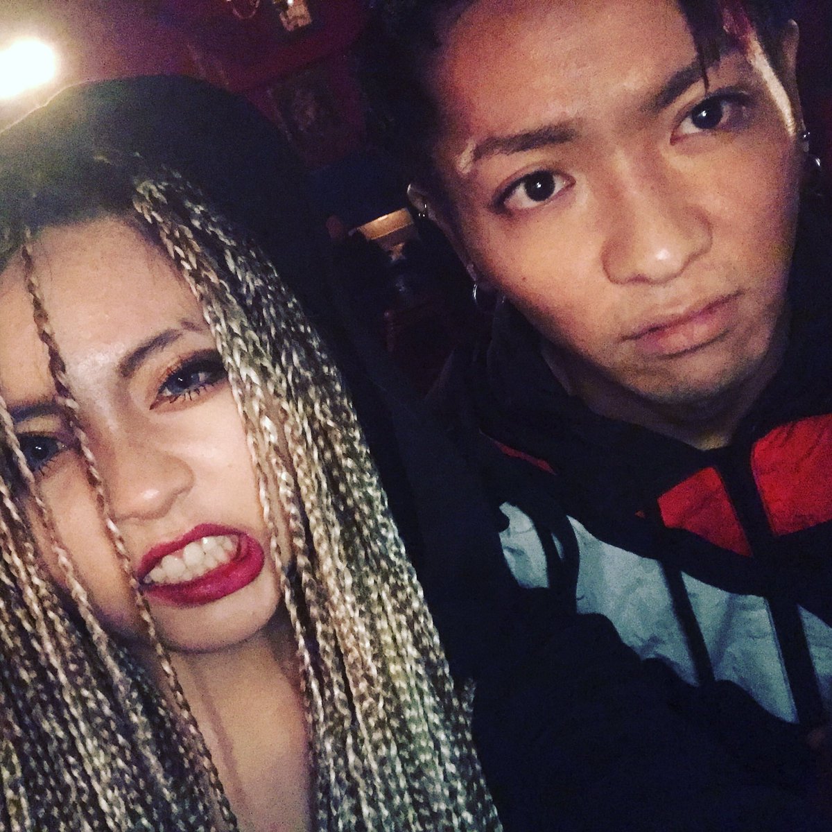 dj_ma_sha's tweet photo. ちゃんみないわく湘南におるヤンキーかっぷるはこんな感じらしい https://t.co/f8Dn4kZRLL