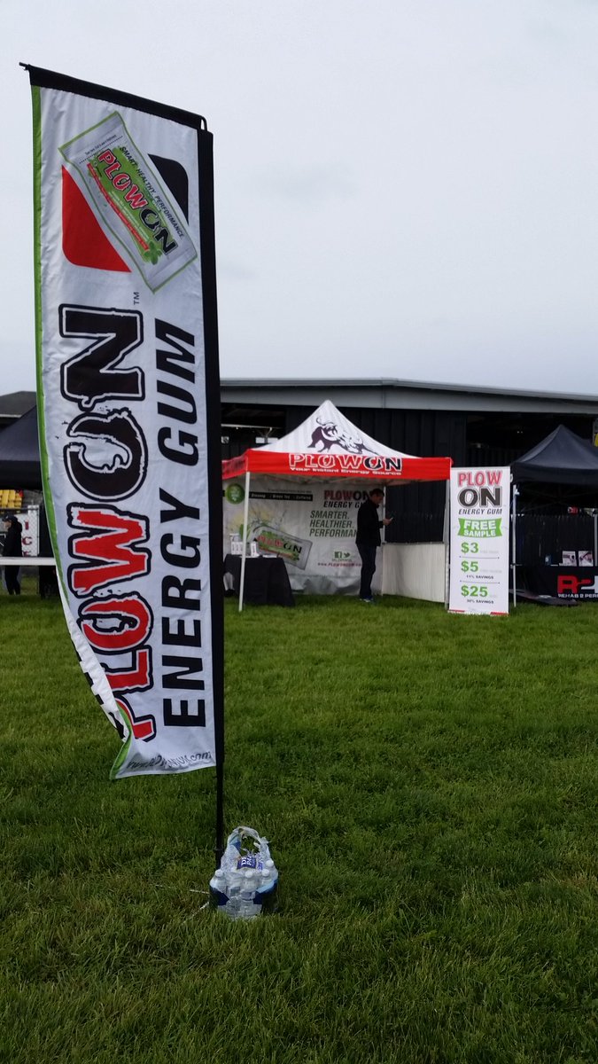 PlowOn's tweet photo. Waiting for the runners to return at #frederickrunfest https://t.co/qYBBWOJ8Ms