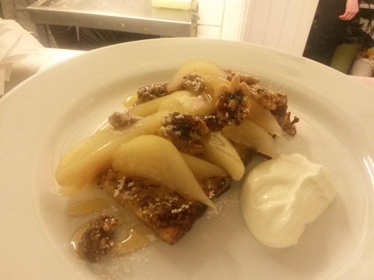 ronnieodriscoll's tweet photo. Pear honey walnut french toast https://t.co/6EX81qXewd