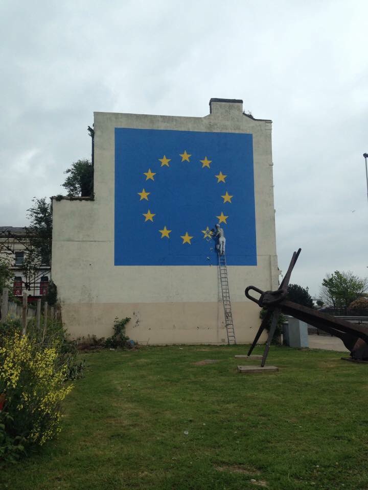 5tacem8's tweet image. Is this really is a Banksy in Dover? 😍 #banksy