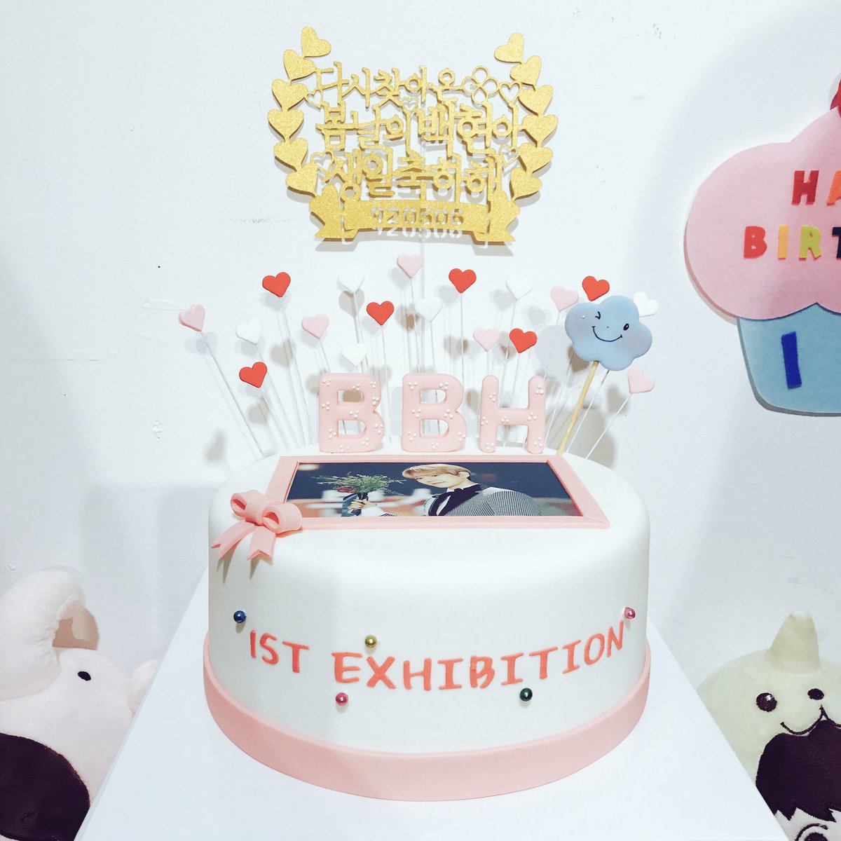 kyoongmaz56's tweet photo. 🌸 1st Exhibition ‘Spring for you’ 🌸
처음이라 부족한 점이 많았지만 덕분에 6일, 7일 전시회를 잘 마쳤습니다. 준비 기간이 많이 길었는데 기다려주신 모든 분들 감사드립니다😆❤️ #스프링뽀유 #SPRING_FOR_YOU https://t.co/xnDL33OFo4
