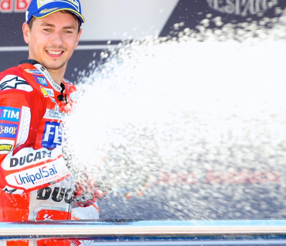 lorenzo99's tweet photo. Fantástico fin de semana en Jerez y... PODIO! P3 / Fantastic weekend in Jerez and... PODIUM!! P3 #forzaducati #Ducati #SpanishGP #JL99 😈 https://t.co/TIEc3B1QGi