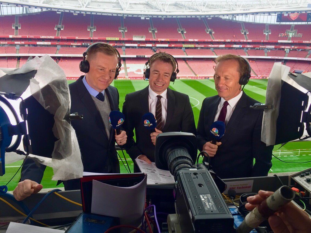 Good morning from the Emirates. #AFC v #MUFC follows Reds-Saints at 11ET on @nbcsn. With <a href="/graemelesaux14/">Graeme Le Saux</a> <a href="/LeeDixon2/">Lee Dixon 💙🇺🇦</a>