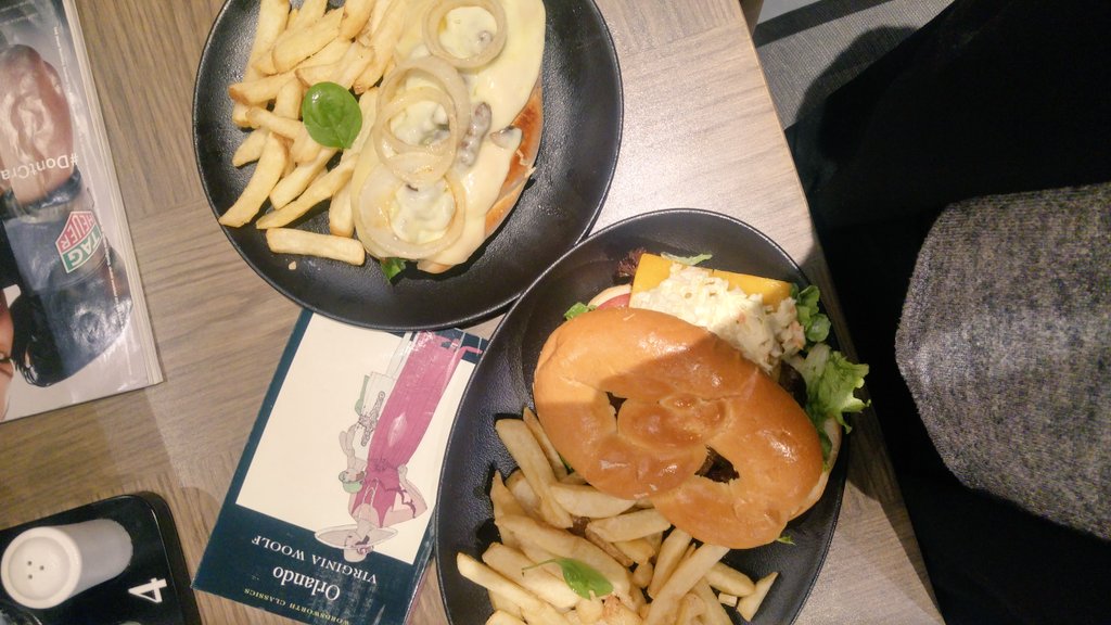 fatima_saib's tweet photo. As if supper @Mugg_and_Bean wasn't enough last night, I went and had lunch there too #GettingBroke https://t.co/oqsHzp7jQ1