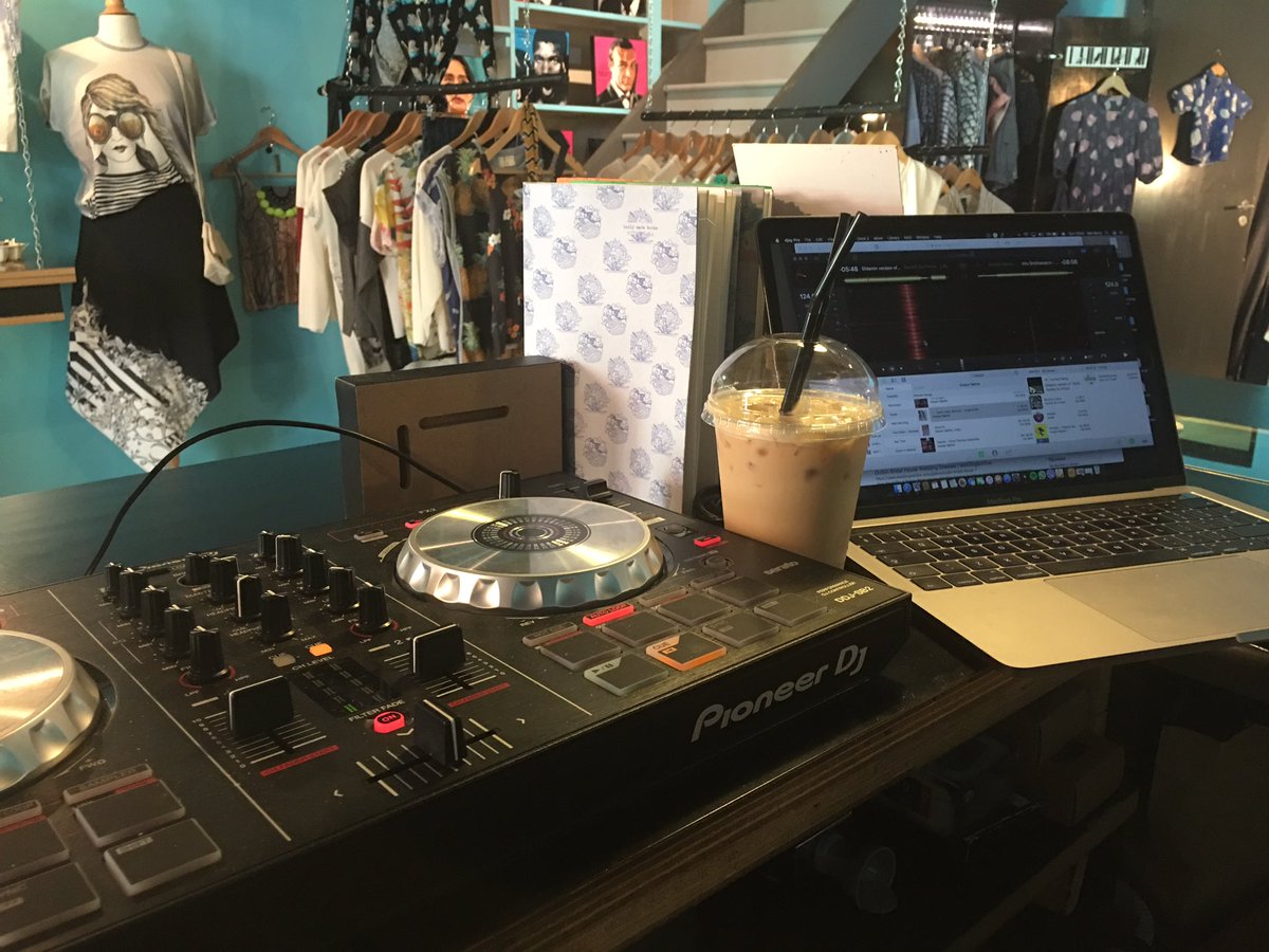 TAMPandSTITCH's tweet photo. #chilling in the shop with some delicious #icedcofffee and loving Sundays . Pop down to Tamp and Stitch and add some vibes to your day #sun https://t.co/HaBmKp6zKT