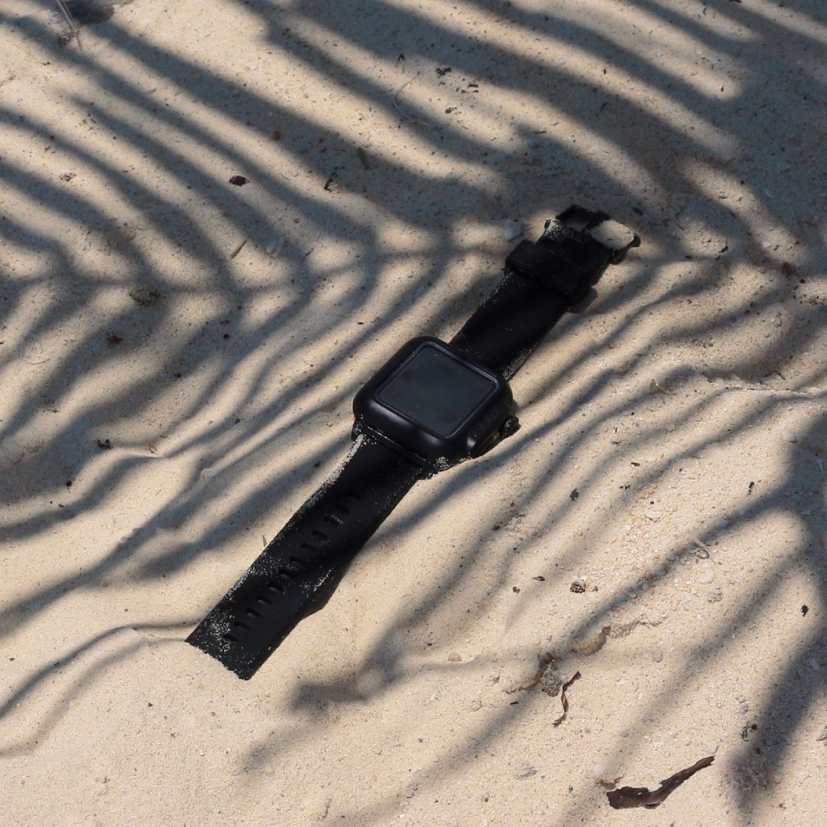 PowerMacCenter's tweet image. Change the pace of your adventure &amp;amp; take your Apple Watch anywhere w/ the Catalyst Case for Apple Watch 38mm &amp;amp; 42mm. #ALIVE #PowerMacCenter