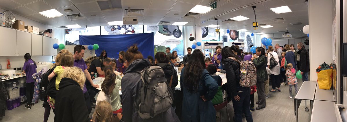 icoutreach's tweet image. Very busy today in our #explorezone today at #impfest @imperialcollege