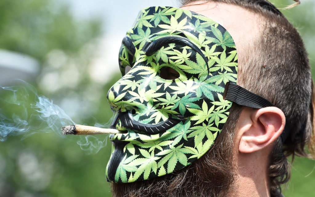 HIGH_TIMES_Mag's tweet photo. #READ Today's Presidential Vote in France: There's A Lot at Stake Including the Future of Cannabis. https://t.co/3HiKs8KFc0 https://t.co/zvxydEoJpT