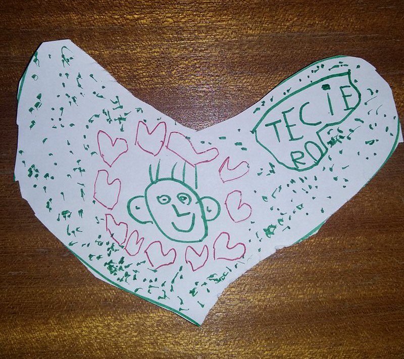 JudithSalaMtnz's tweet photo. Us deixo aquest dibuix que el meu cosinet de 5 anys li ha regalat avui a la seva mare per dir-li: TE CIERO! #lic71 #ortografianatural https://t.co/mHunl4JtNy
