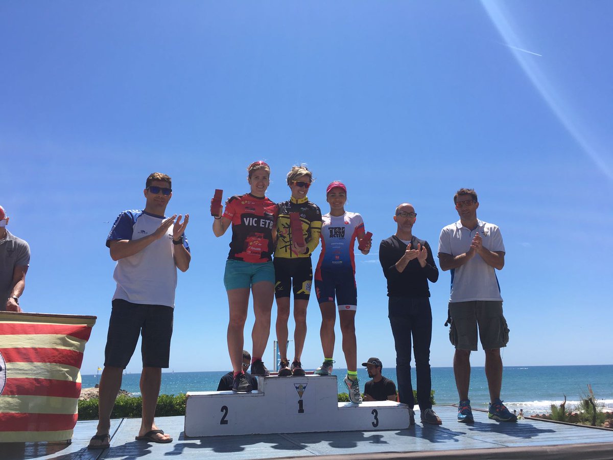 cnvic_etb's tweet photo. Resultats #TriSitges
@Nuriapeix 2a.abs i 1a.CCat GGEE 25-29
@3apous 1a.CCat GGEE 45-49
@crismartinezru 3a.CCat GGEE 30-34
@cnvic_etb fem. 3r https://t.co/D14X3V4GMk