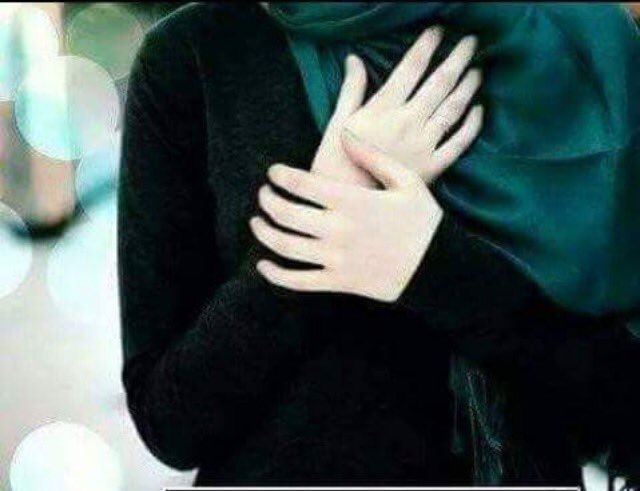 تدري شلون اعرفك انت ما مرتاح ؟؟
من دكات گلبي تكوم توجعني😭💔