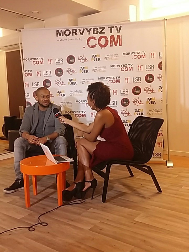 AliBlaBlaShow's tweet photo. 📽 #ITW #ALIBLABLASHOW  direct mes blablateurs ✌😘 https://t.co/eBKwp7JpqV