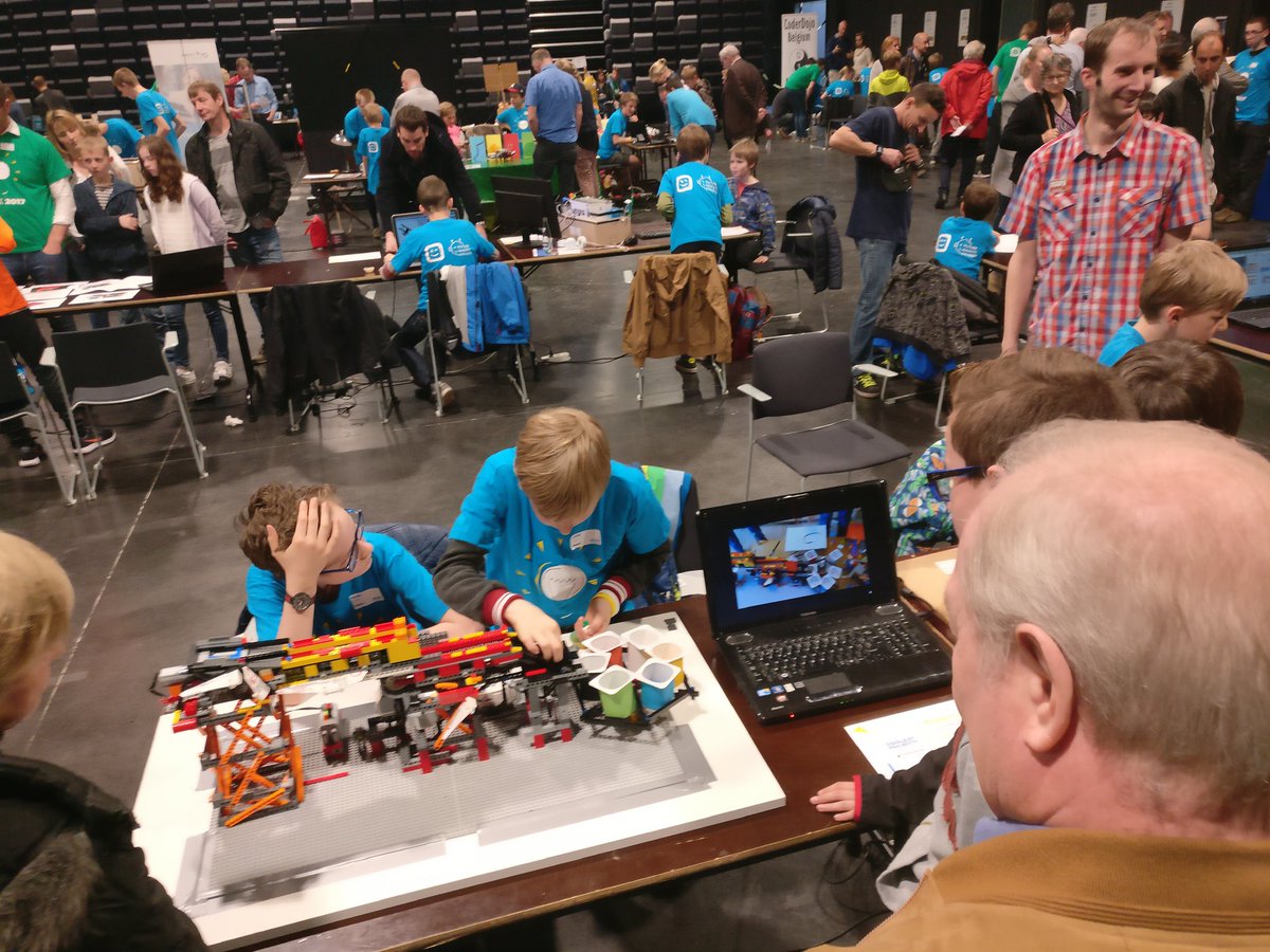 vtaerwe's tweet image. Niet te geloven! #coolestprojects #lier