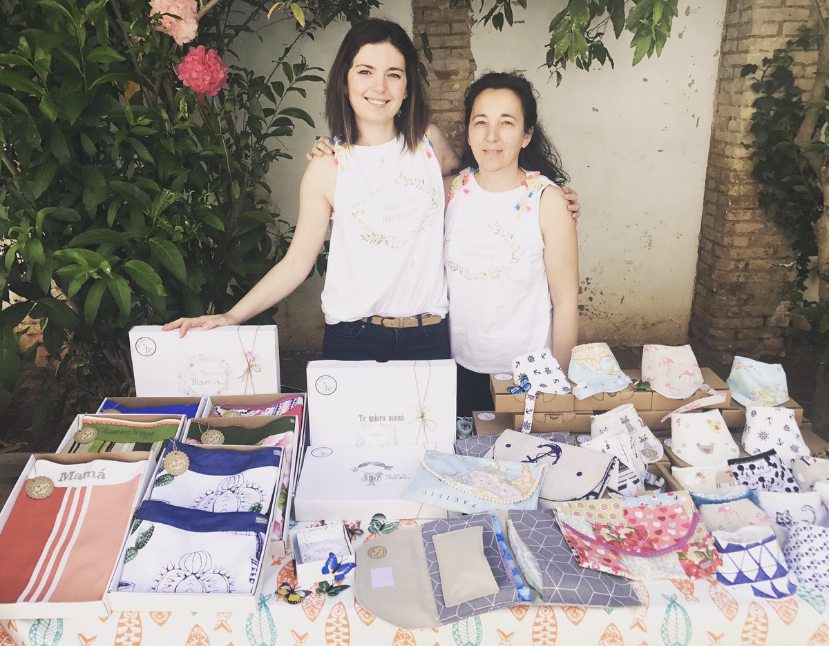 CosturetesH's tweet photo. Market de autoras en Valencia #market #handmade #valencia #díadelamadre #Ruzafa #baby #apron https://t.co/kyitl2OPHb