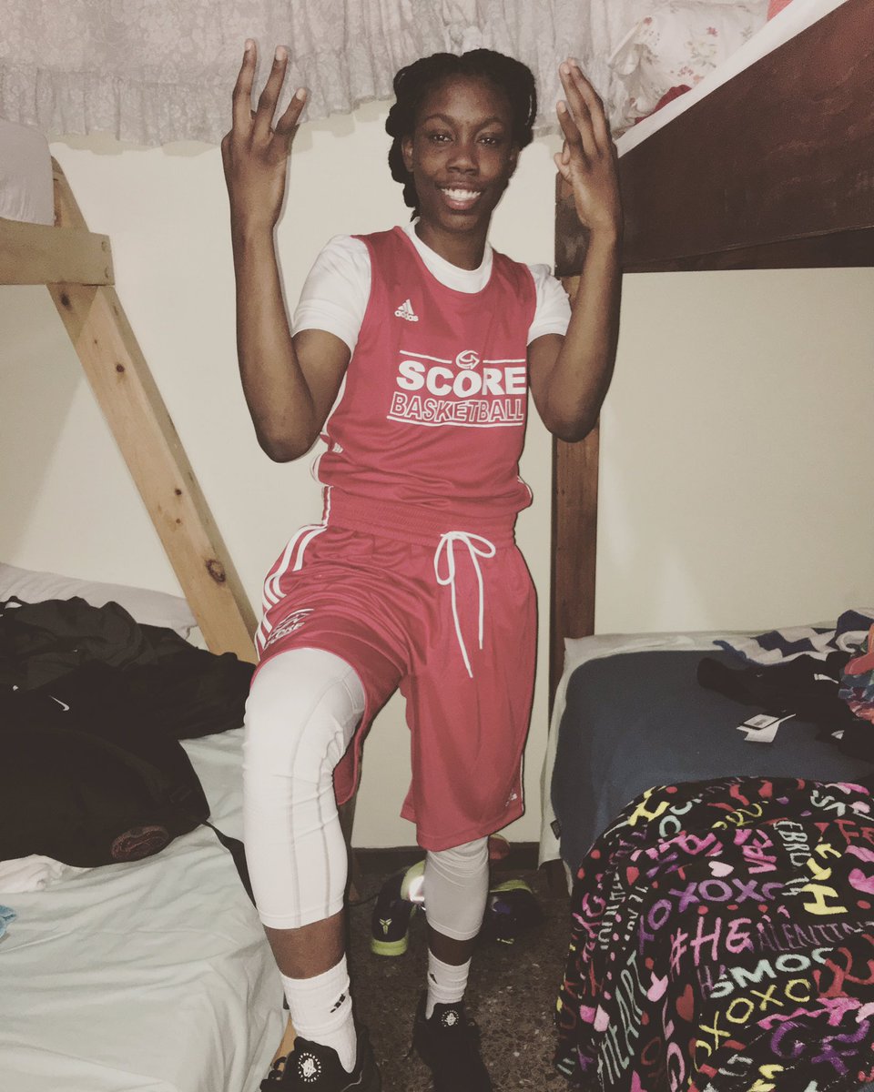 _khoopz's tweet photo. Secure the bag😈💰💯 #CostaRica🇨🇷💪🏾 #3️⃣ #RecapOfYesterday #ItWasGameDay https://t.co/v0O0c2qDCv