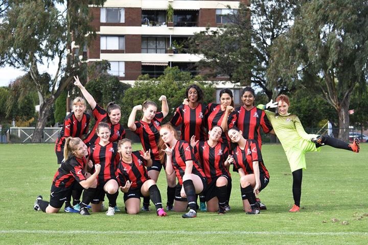 RMITFC's tweet photo. Our State 4 East girls getting their pose on! #rmitfc #coyr @RmitSport https://t.co/jArunBZ2iB