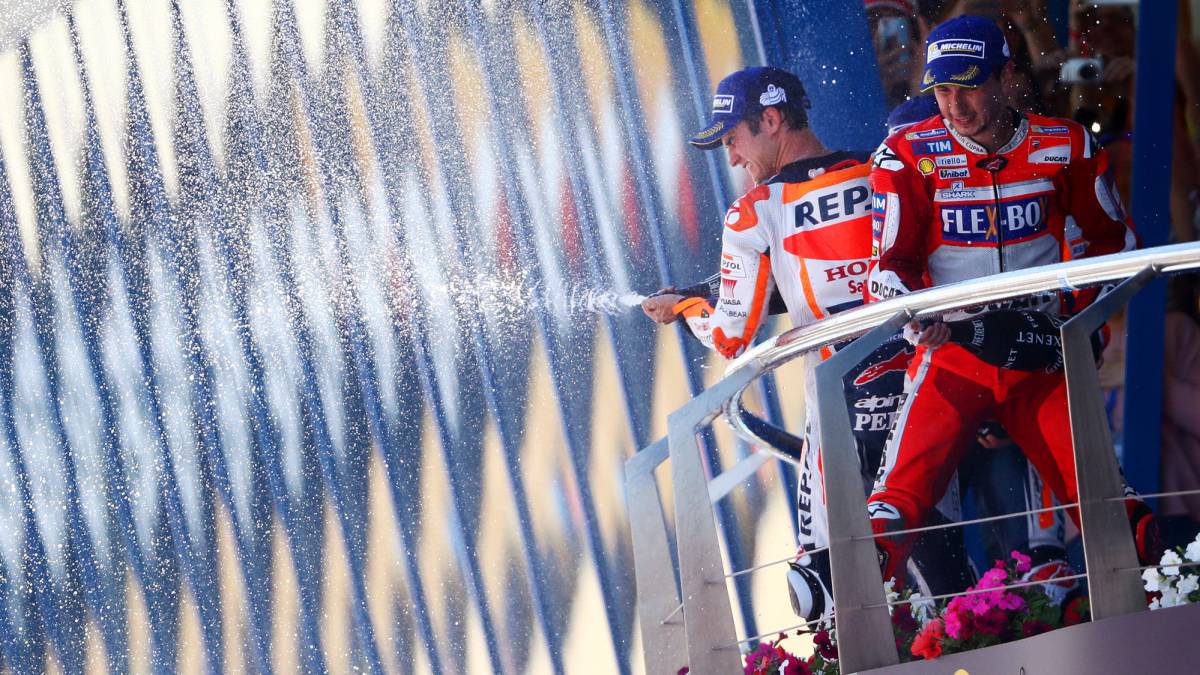 MM93Daily's tweet image. What a great view 😭 😭 

#SpanishGP