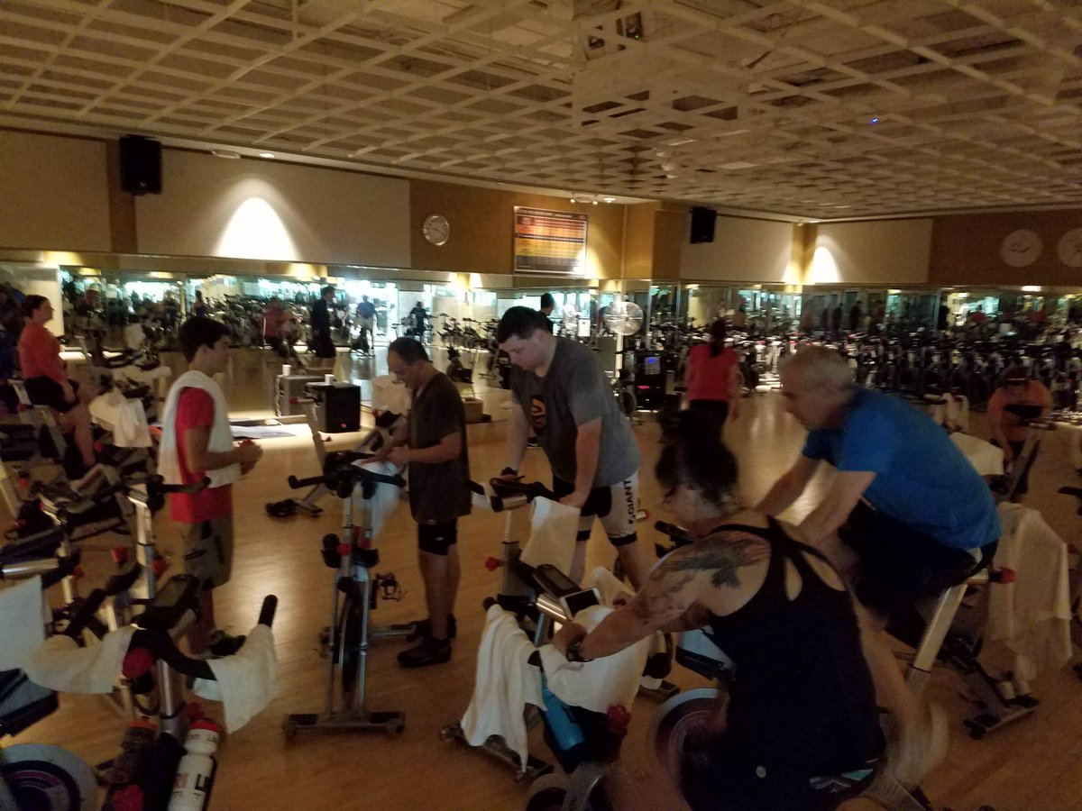 KingKent's tweet photo. Just finished swim &amp; spin brick! #kentkingcoaching @lifetimetri #teamfastandfurious @lifetimefitness https://t.co/0q8k9s9ah6