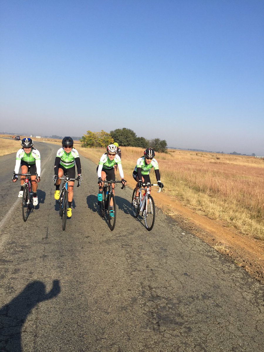Taking a page out of our big brothers <a href="/TeamDiData/">Nguyen</a> play book,1,2,3,4 Team BreakAway @DiDataSport <a href="/DeloitteSA/">Deloitte SA</a> <a href="/DimensionData/">DD</a> <a href="/Qhubeka/">Qhubeka Charity</a> <a href="/dougryd/">Douglas Ryder</a>