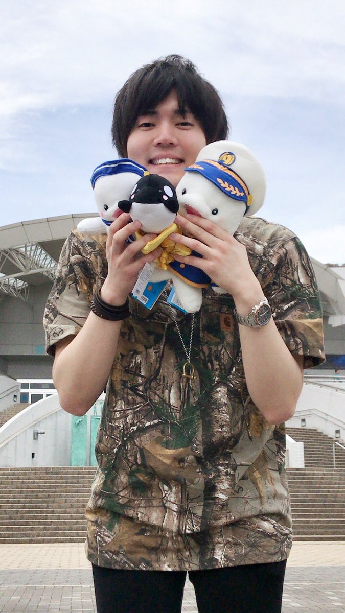 ksm_jun's tweet photo. レジェで名古屋港水族館に聖地巡りへ、翔ちゃん、古川くん、大ちゃんと合流して熱田神宮へお参りに行ってきました！
名古屋公演を経て感じた色々なことを、これからに繋げていければと思います！
ありがとう名古屋！またね！ https://t.co/SuauV4L46B