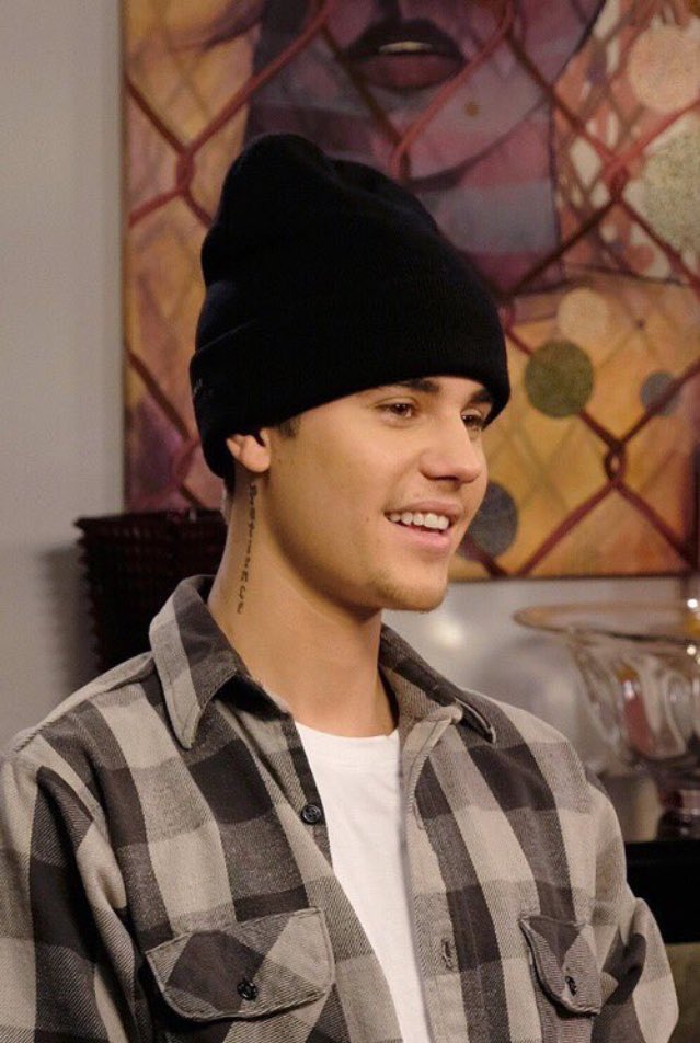 greysnanatomy's tweet photo. #JustinBBMAs https://t.co/0QzuSYKixI