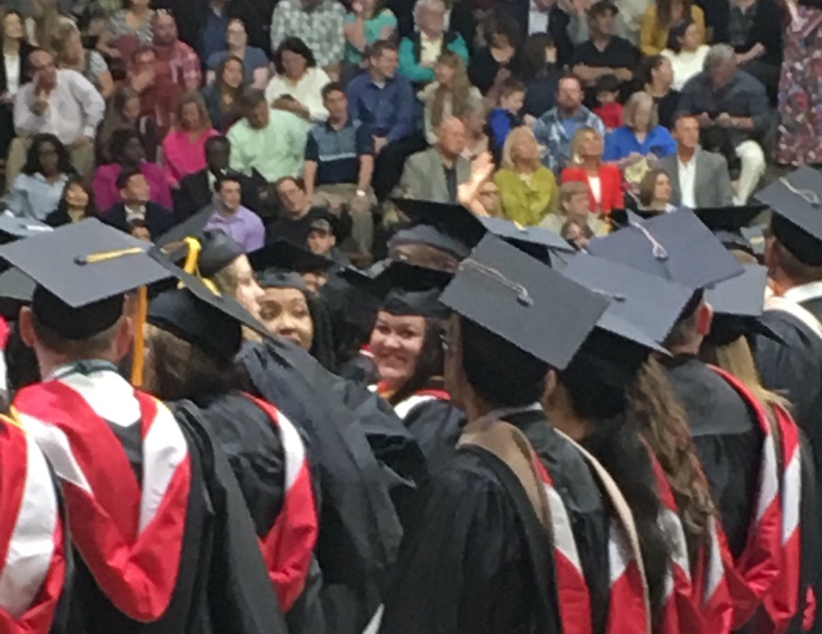 gmpetty1's tweet photo. UIndy Graduation 2017 - Gina Petty https://t.co/mEHfPpKPjZ