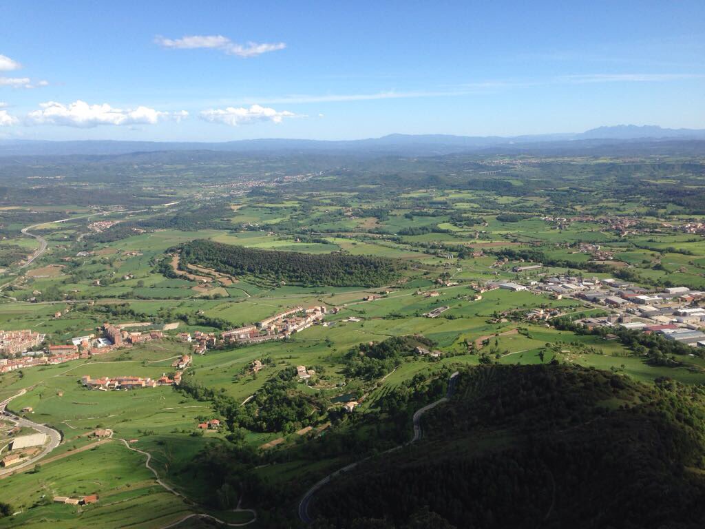 esplaistpere's tweet image. En 2 dies ens hem adonat que no estem sols, que junts arribem lluny i més si ho fem #APasValent! Així trobarem el camí a l' #autenticitat 🎉🔝