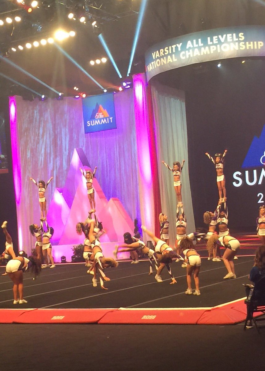Put your hands in the air if you just SLAYED the HP Field House!  Congrats ENCHANTED on your zero deduction routine!  #PCMtakesSUMMIT