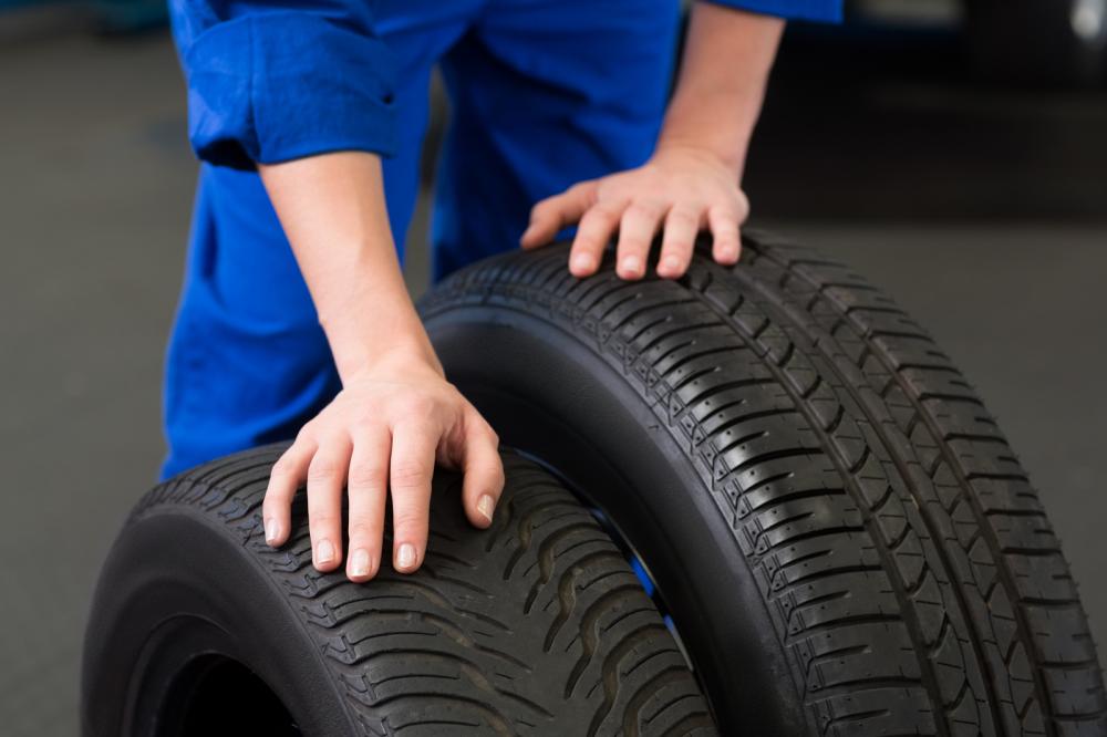 freddrakeauto's tweet photo. Visit here and check out what #TireServices are included when you come to Fred Drake Auto - https://t.co/MTuu7rBDFX https://t.co/86th9ToxqH