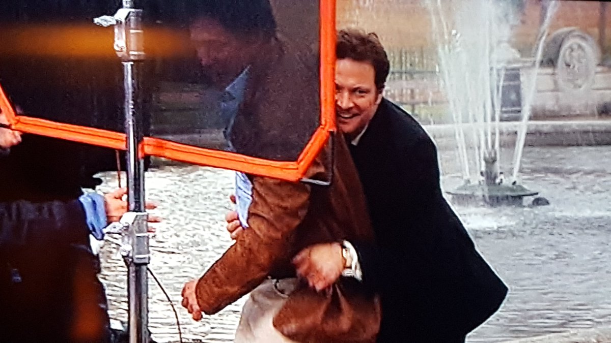 FIRTH_First's tweet photo. Colin #Firth and Hugh #Grant in Bridget Jones, The Edge of Reason - Awesome Behind the fight scene pix. #ColinFirth is having so much fun😂😄 https://t.co/P57kDImrMX