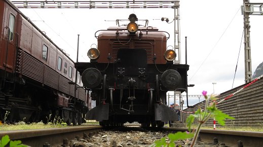 FabianJeker's tweet photo. Wiedereröffnung Depot Erstfeld. Herzlichen Dank @sbbhistoric und an alle Beteiligten für den schönen Anlass! https://t.co/JlAdpgMfr4
