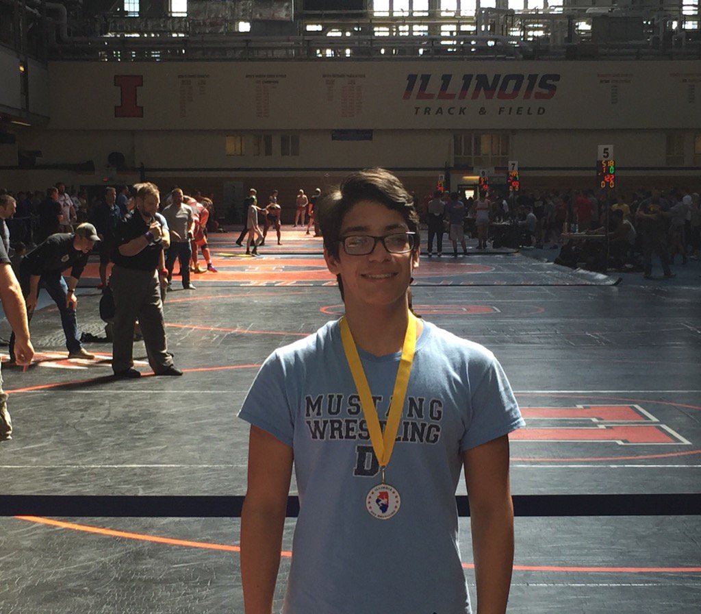 DGS_Wrestling's tweet photo. Congrats to Matt Straus on placing 4th at @ILUSAW Freestyle State at Cadet 120! #offseasongains #strausstrong https://t.co/mQVZwxgZ0q