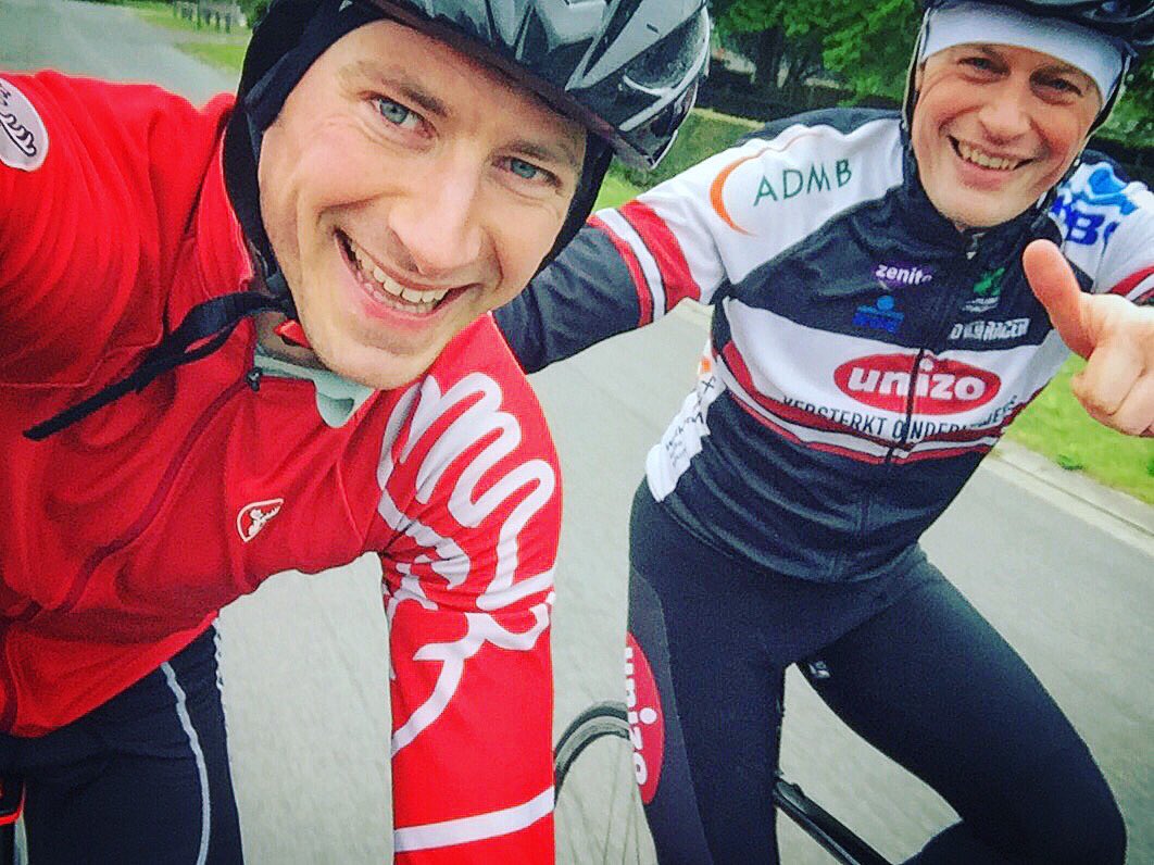 nicoverdonck's tweet photo. Good training &amp; Keeping fit while staying up 2 date with Belgian entrepreneurship world. @UNIZOvzw https://t.co/WsZhQq5ugQ