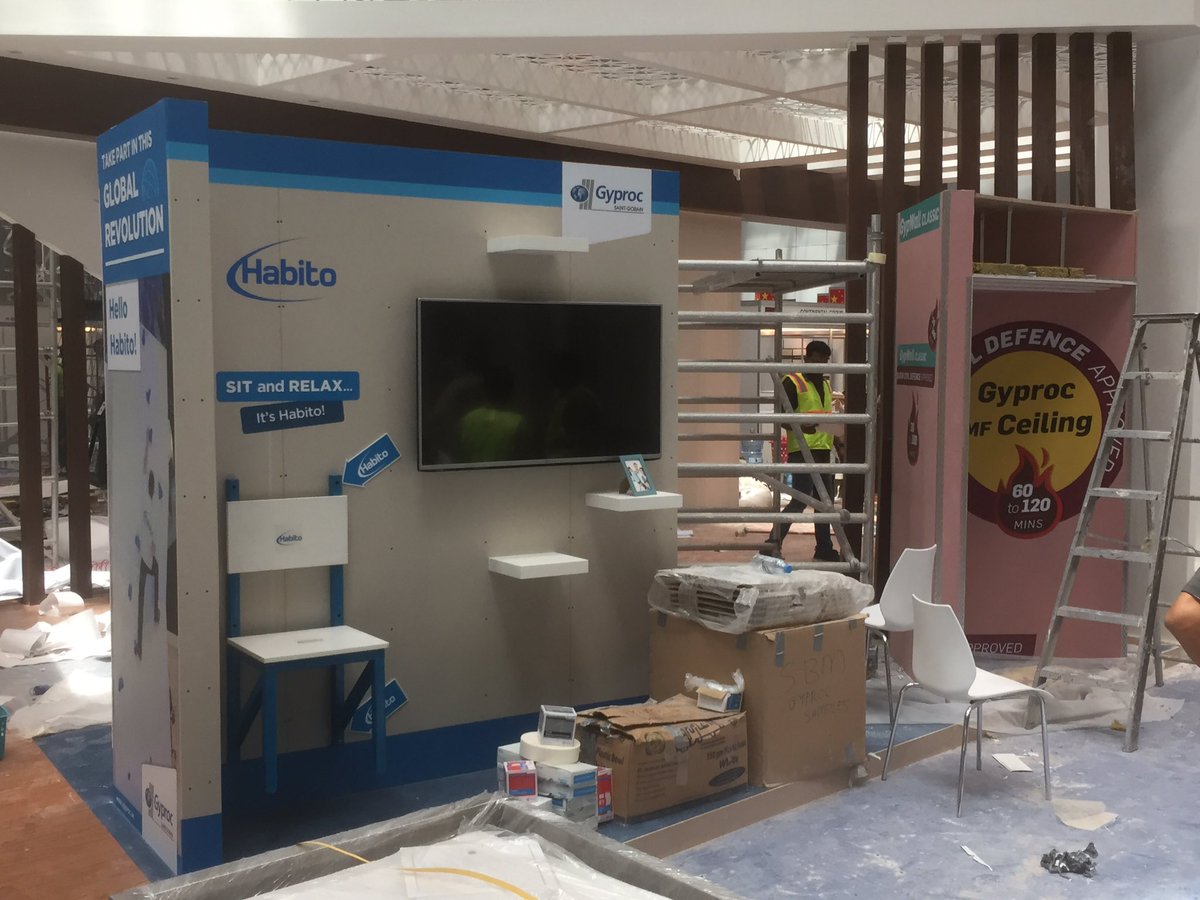 mogsmono's tweet photo. @GyprocME #floatingchair #Habito partition build @ProjectQatarPQ looking like it's gonna be a great event at the #SBM stand Hall 4 F97 https://t.co/aoKbpfgzXN