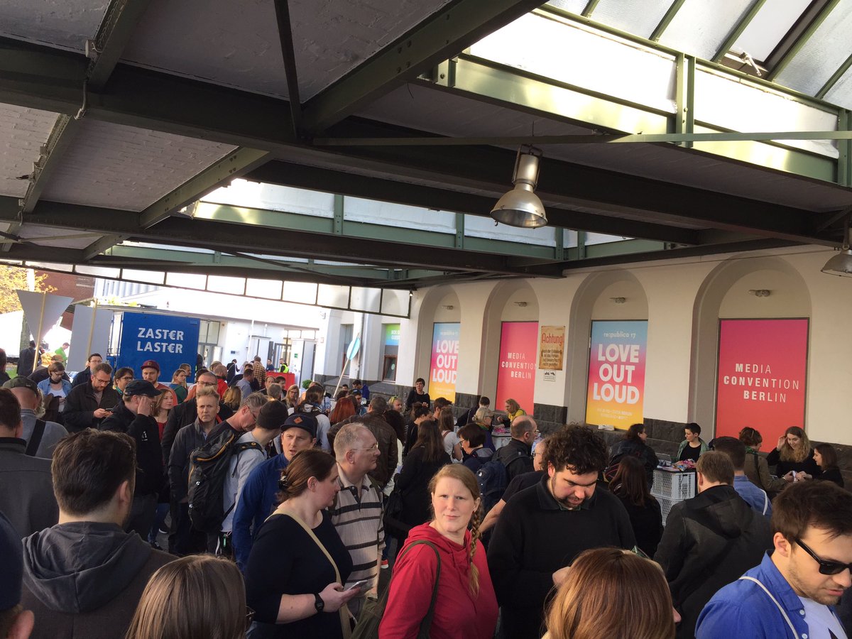 cooliopenguin's tweet photo. Huch!?! #rp17 #tag0 #prepublica https://t.co/vZ0PcrXkpu
