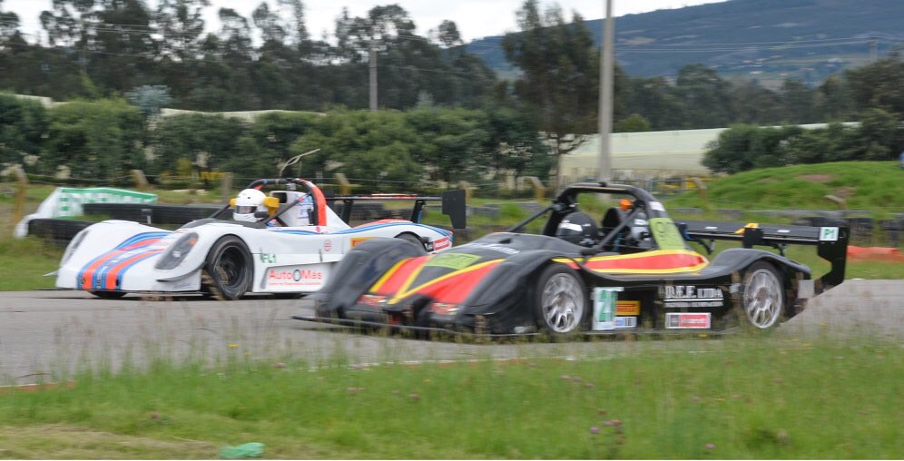 Hoy es día de #CNA <a href="/RevistaMotor/">Revista Motor</a> #Motorcraft @pirellicol <a href="/ClubLosTortugas/">Club Los Tortugas</a> los esperamos en el autódromo y <a href="/CanalCapital/">Canal Capital</a> TV #EnVivo 12:45pm