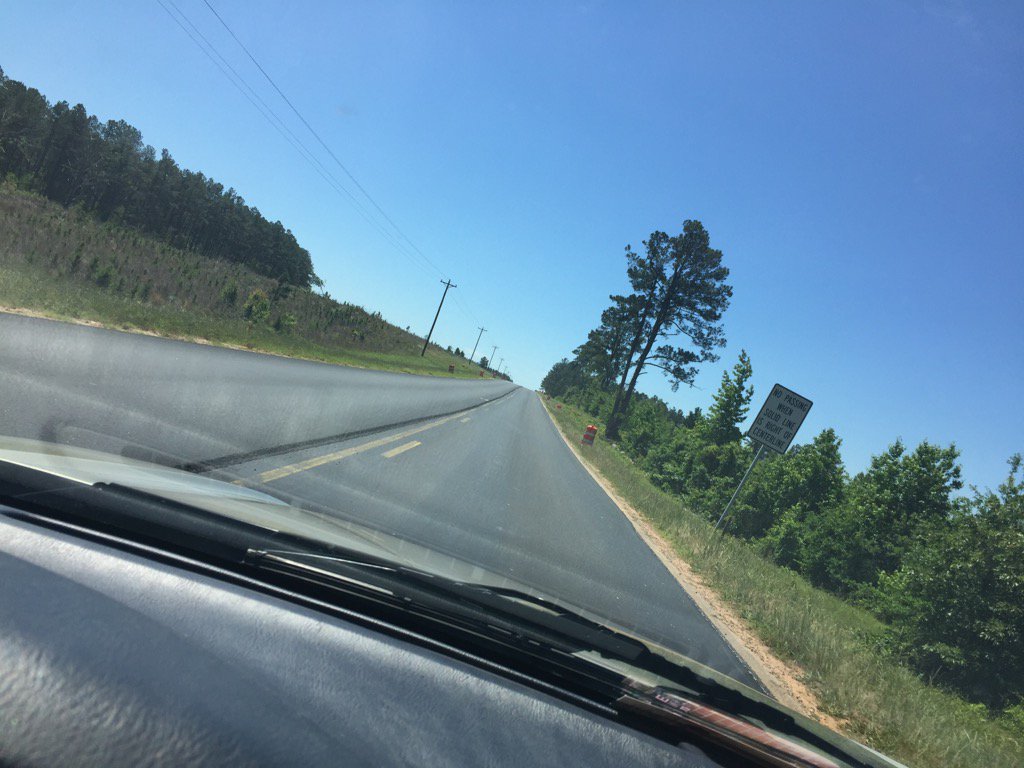 ericasunshinele's tweet photo. Key West Bound! #takingthehighroadtour #georgiagypsy #ericasunshinelee #ontheRoadAgain https://t.co/sLhRevHn2D https://t.co/0spWY8yct9