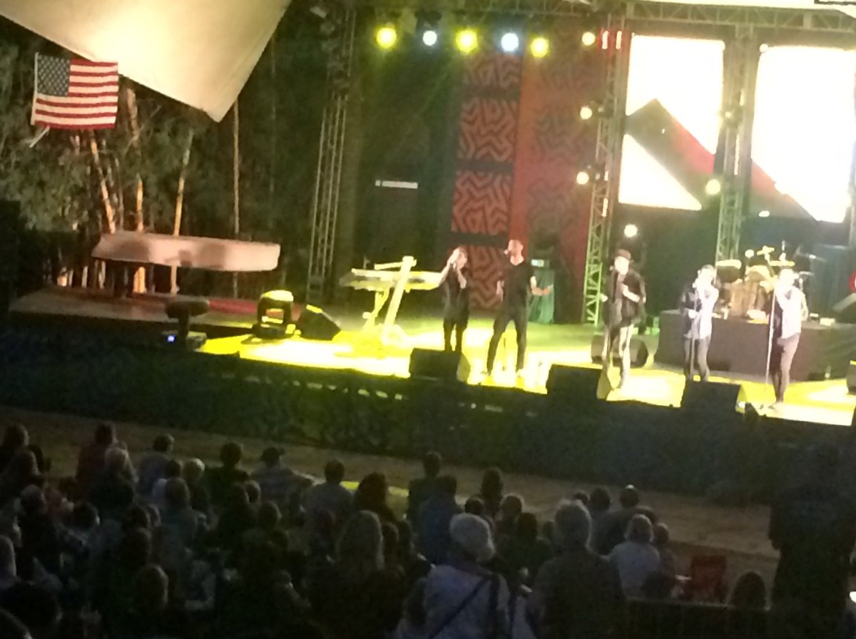 Final HIFA moments..with absolutely amazing acapella act <a href="/StreetCornerSym/">Street Corner Symphony</a> &amp; @usembassyharare. Thanx <a href="/harrykthomasjr1/">Amb Harry K. Thomas</a> 4 having us! #HIFA2017