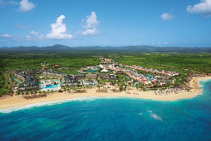 Dreams_Onyx's tweet image. Enjoy the party at @BreathlessPC during your stay at #NowOnyx with the exchange privileges! *Adults-Only*