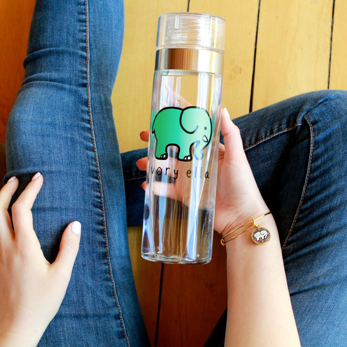 alexandani's tweet photo. Introducing the @IvoryElla Collection! Retweet this for a chance to win an awesome #IvoryElla prize pack! https://t.co/o9YZhf6ucD