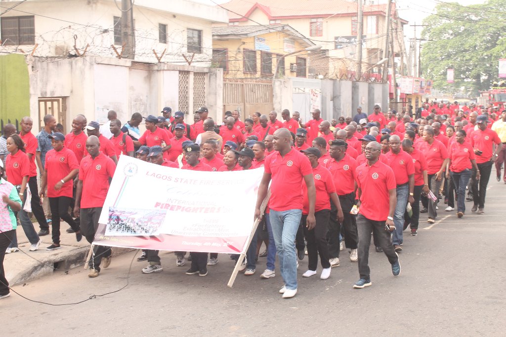 AdeShaqz's tweet photo. Lagos Fire Fighter Solicits For The Support Of Public In Service Deliveryhttps://t.co/iOmwFLCfX1 https://t.co/uWAjxmszgc